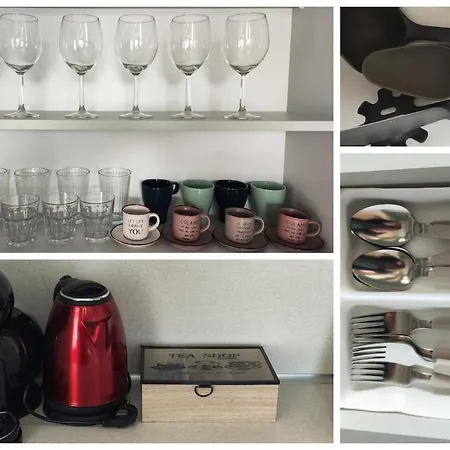 Marina's Flat Apartman *